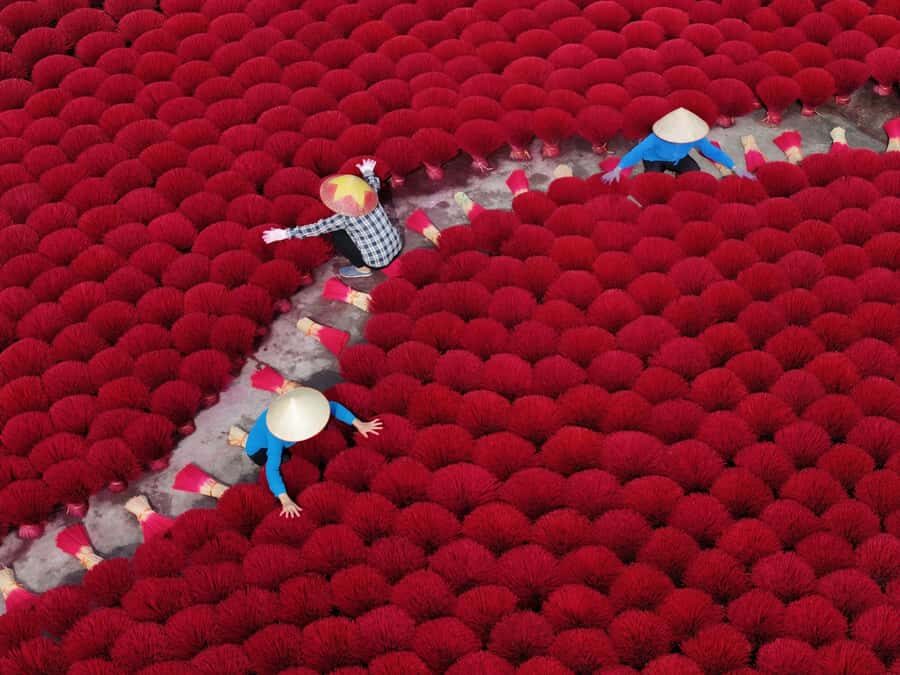 Hanoi: Hai Ly Ruined Church or Incense Village & Hat Village - Visiting Incense Village & Hat Village: Craftsmanship and Tradition