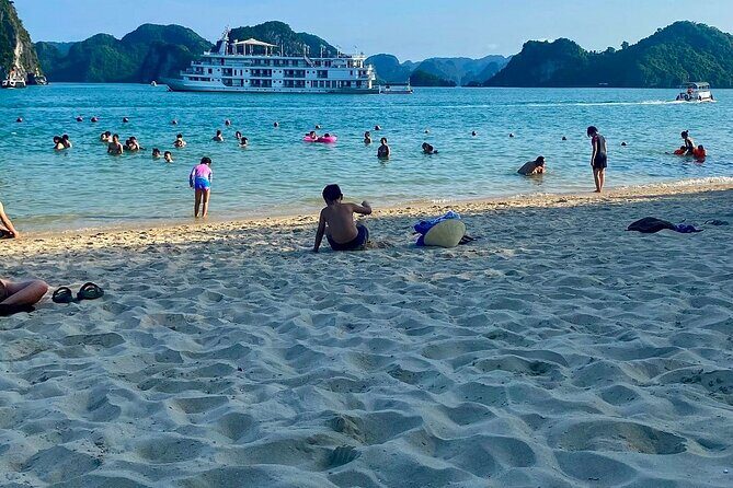 Hanoi - Halong Bay 1 Day PRIVATE TOUR: Cave, Kayak, Island, Lunch - The Journey Begins: From Hanoi to Halong Bay