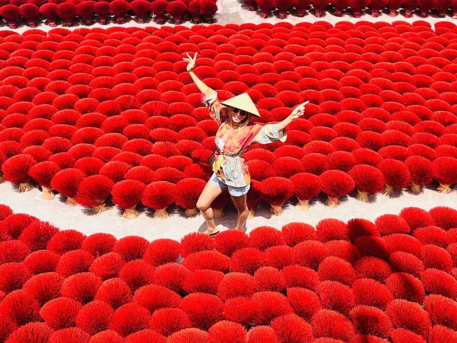 Hanoi: Incense Village, Hat-Making & Lacquer Artisan Tour - What to Expect at Each Stop