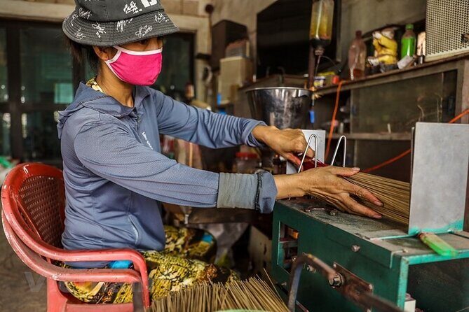 Hanoi: Incense Village & Ninh Binh Small Group Day Tour - Who Would Enjoy This Tour?