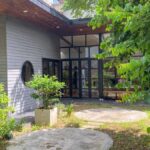 Hanoi: Life Drawing Class with Art Tutor Hanoi - The Studio Environment: Comfort Meets Creativity