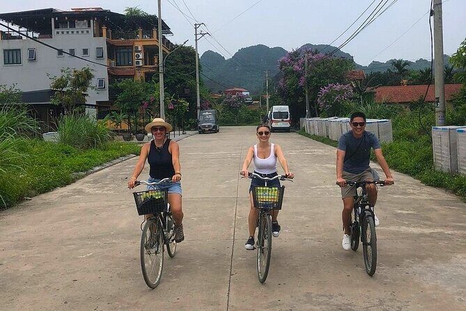Hanoi: Ninh Binh Day Trip to Hoa Lu, Tam Coc & Mua Caves - Pricing and Value