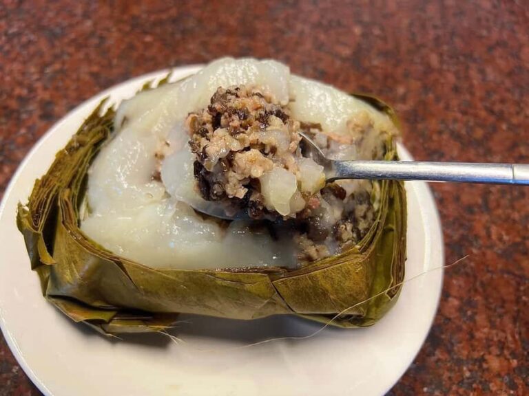 Hanoi: Old Quarter Street Food & Train Track Cafe - Practical Details and What to Expect