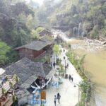 Hanoi - Sapa 3 Day 2 Night Tour Explore the Peak of Fansipan - Day 2: Conquering Fansipan & Trekking Through Terraces