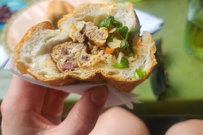 Hanoi Street Food Tour Small Group Guided by a Local Foodie - Who Should Consider This Tour?