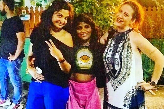 Hello travellers here I am to explore the city with youuuu - What the Tour Offers: A Closer Look