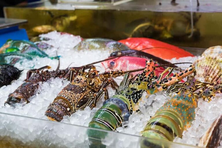 Highlights of Naha: Private 8-Hour Tour in a Luxury Minivan - Itinerary Breakdown: What to Expect