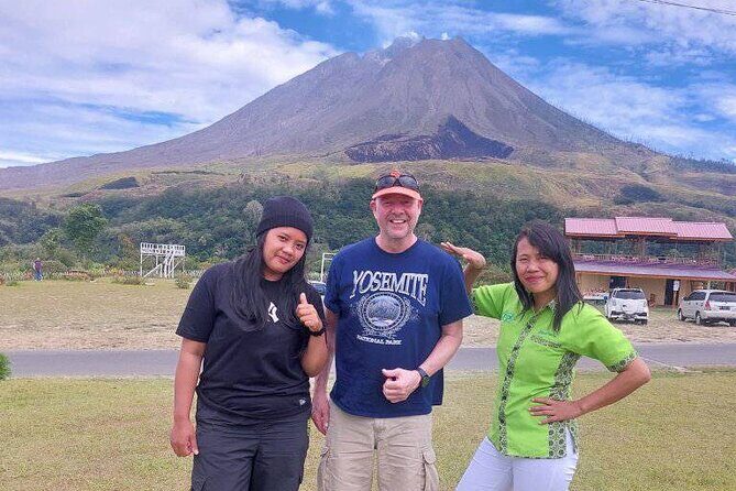 Hiking Sibayak volcanoe and city tour arround Berastagi - FAQs