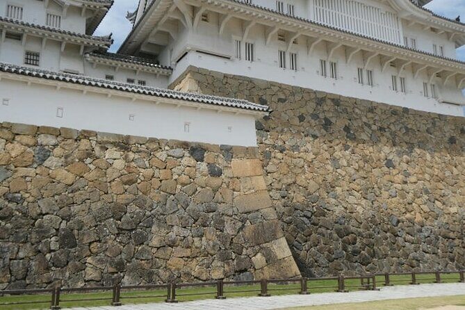 Himeji Castle: 2Hour Premium World Heritage & Samurai Tour - Detailed Breakdown of the Itinerary