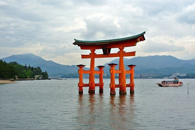 Hiroshima and Miyajima Full-Day Tour from Kyoto by Bullet Train - Practical Tips for Travelers