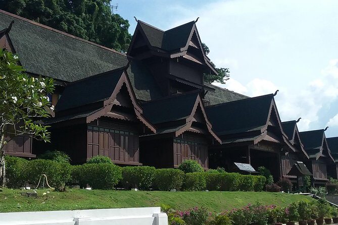 Historical Malacca Day Trip from Kuala Lumpur - What the Reviews Reveal