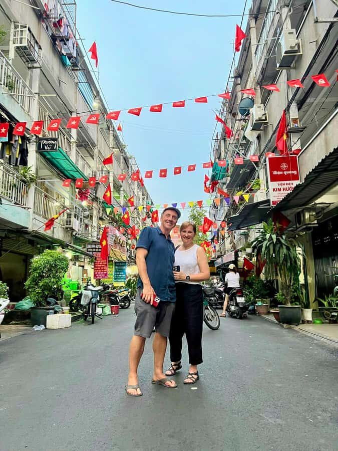 Ho Chi Minh City: Pagodas, Incense Streets & Coffee Tour - Who This Tour Is Best For