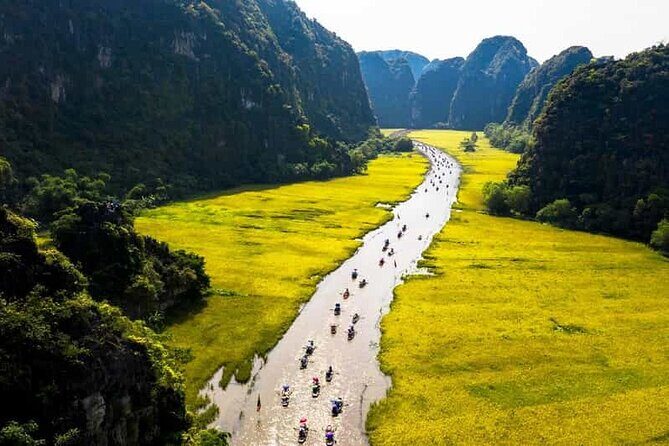 Hoa Lu Tam Coc Deluxe Group Day Trip by Limousine from Hanoi - Transportation and Group Size