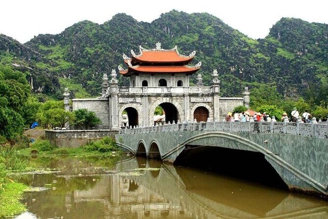 Hoa Lu to Trang An and Mua Cave 1 Day Trip from Ha Noi - Practical Tips for Making the Most of the Tour