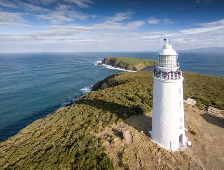 Hobart: Bruny Island Tour with Hotel Lunch & Lighthouse Tour - The Itinerary: What to Expect on Your Day