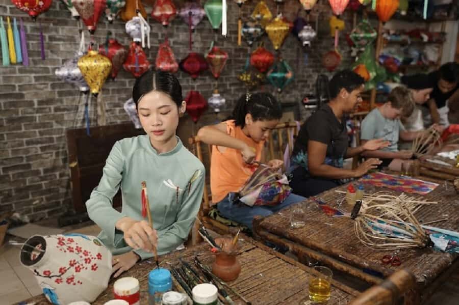 Hoi An: Bamboo Silk Lantern Making and Painting Class - The Sum Up