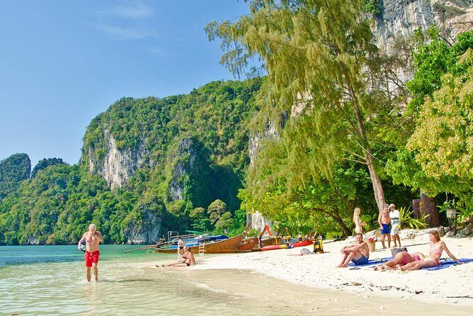 Hong Islands Full-day Tour from Krabi including Lunch - Group Dynamics and Guide Insights