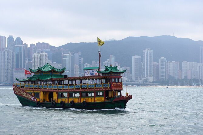 Hong Kong : Must-See Attractions Walking Tour With A Guide - Who Would Appreciate This Tour?