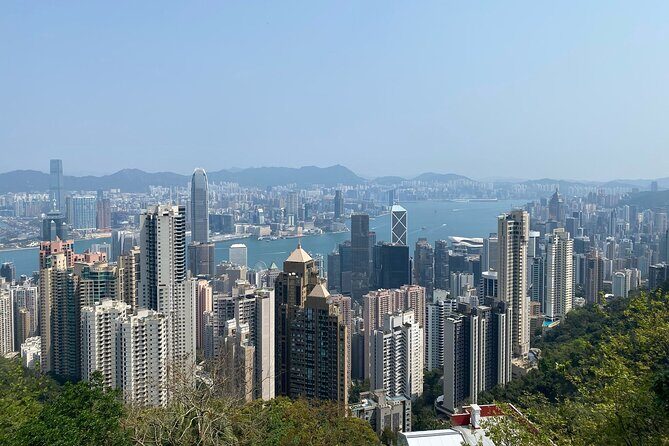 Hong Kong Peak Tram with Tour Guide/Skip the line/Fastlane - A Detailed Look at the Hong Kong Peak Tram Tour