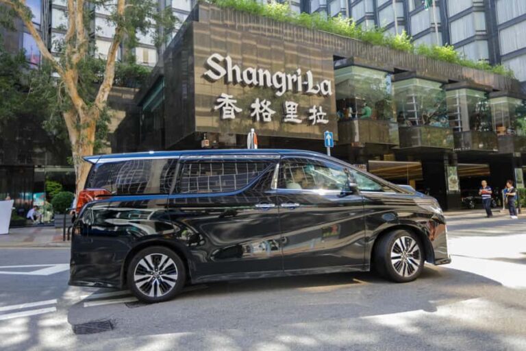 Hong Kong: Private City Highlights Tour with Car - How the Tour Feels in Practice
