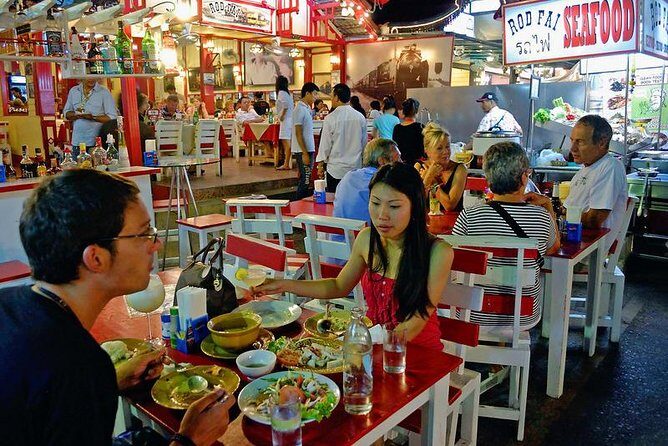 Hua Hin Night Tour with Shared Hotel Transfer - FAQ