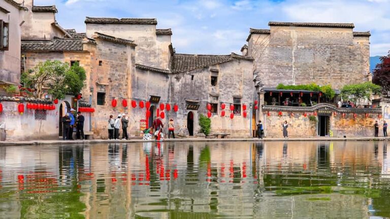 Huangshan: Private Hongcun Tour UNESCO Site & Ancient Lanes - The Itinerary: What to Expect on Your Day