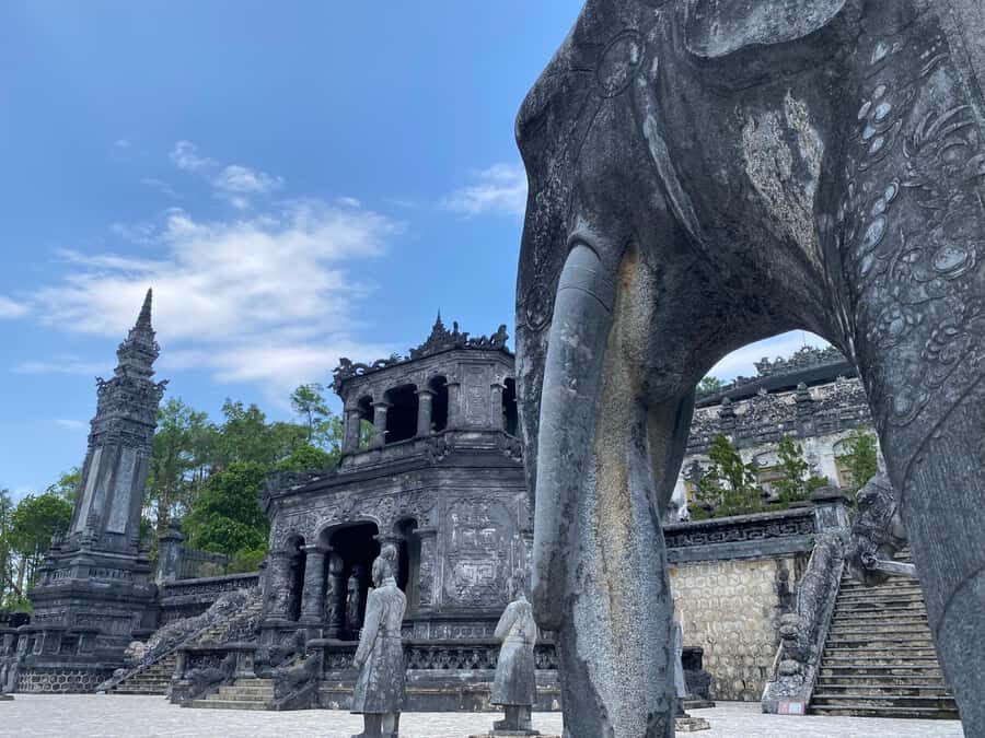 Hue City Deluxe Group Tour: Daily Tour  Maximum 12 Pax - What to Expect at Each Site