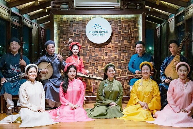 Hue Night Tour: Cyclo, Street Food & Folk Music on Perfume River - Final Thoughts: Is This Night Tour Worth Your Time?