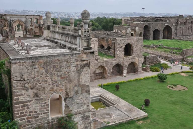 Hyderabad Full-Day City Tour by Car with Guide & Entry Fee - Who Should Consider This Tour?