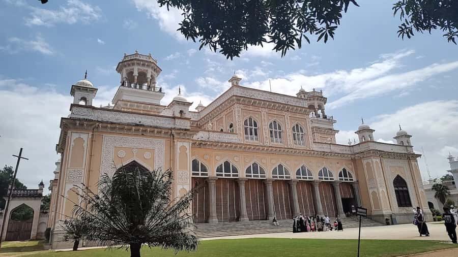 Hyderabad: Highlights Private Day-Trip with Hotel Pickup - Overall Value and Suitability