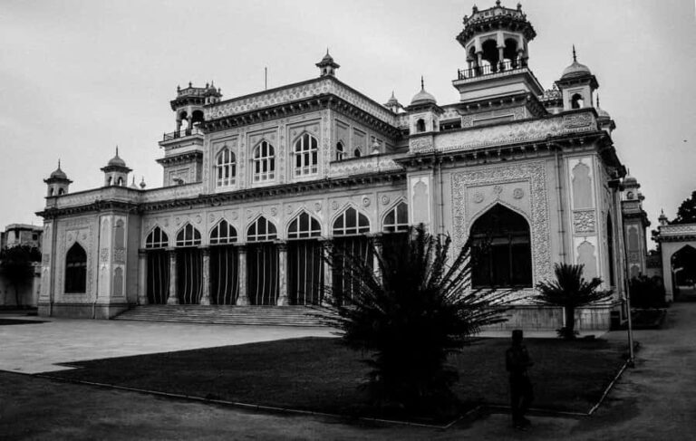 Hyderabad: Private Heritage & History Tour with Lunch - Is This Tour Right for You?