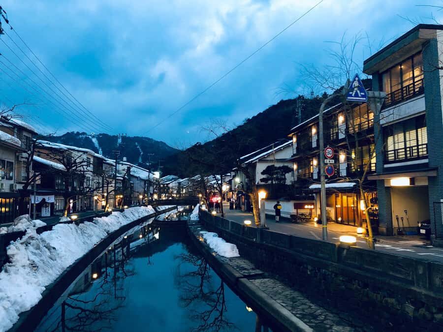 Hyogo: Kinosaki Onsen Hot Spring Day Trip from Osaka - The Value of This Tour