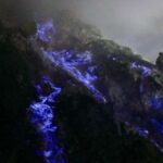 Ijen Crater: Blue Fire and Sulfur Mines Half-Day Tour - The Journey to Ijen Crater: What to Expect