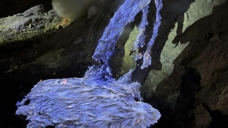 Ijen Crater Blue Fire Night Hike - What Sets This Tour Apart