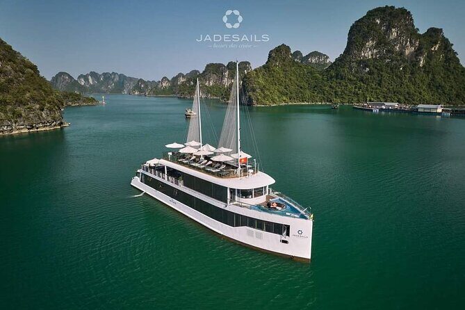 JADE SAILS Cruise Halong Luxury Day Tour from Hanoi - Itinerary Breakdown: What Makes This Tour Stand Out