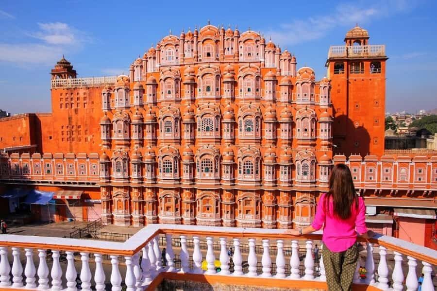 Jaipur: City Palace, Hawa Mahal & Jantar Mantar Tour By Car - Dive Into the Itinerary