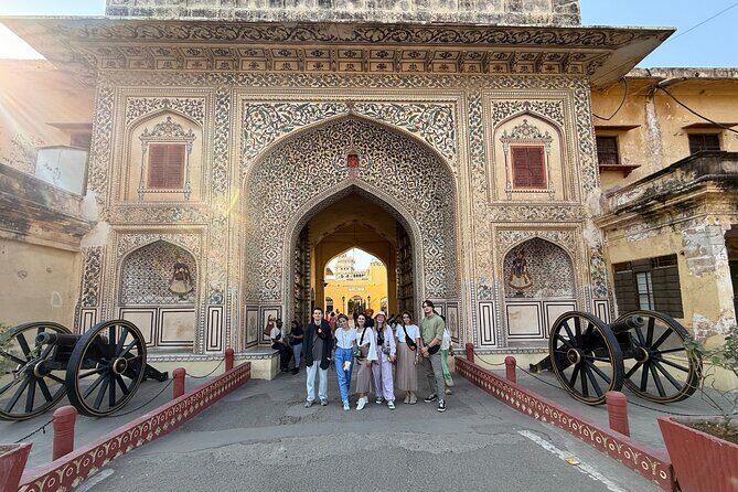 Jaipur: Full Day City Highlights Tour with Tour Guide - Who Will Love This Tour?
