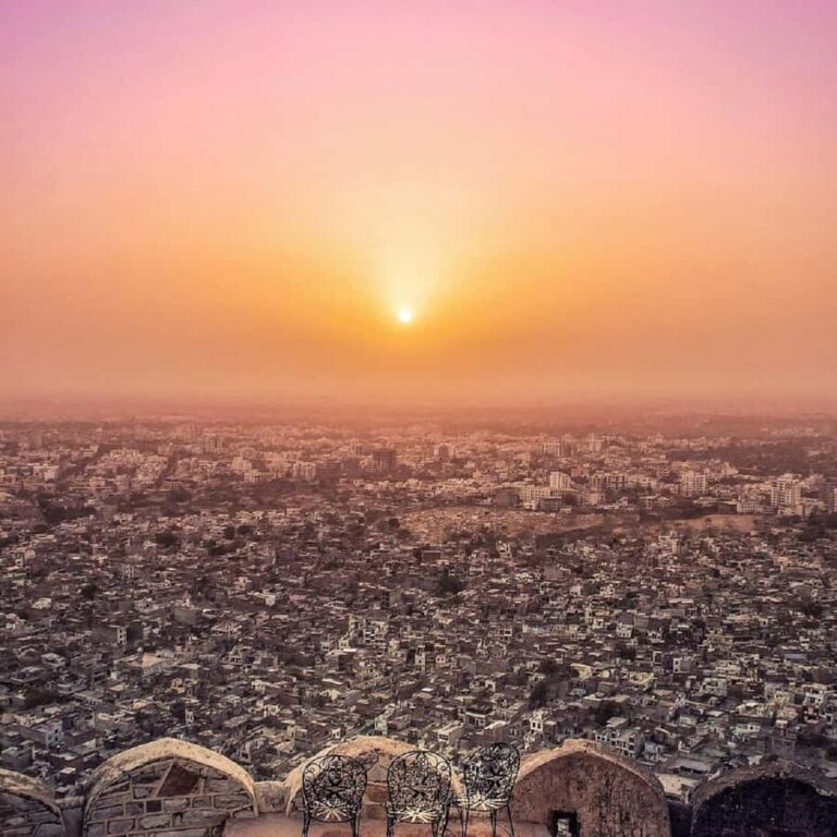 Jaipur: Half or Full-Day Sightseeing Tour with Guide+ Pickup - Who Will This Tour Suit?