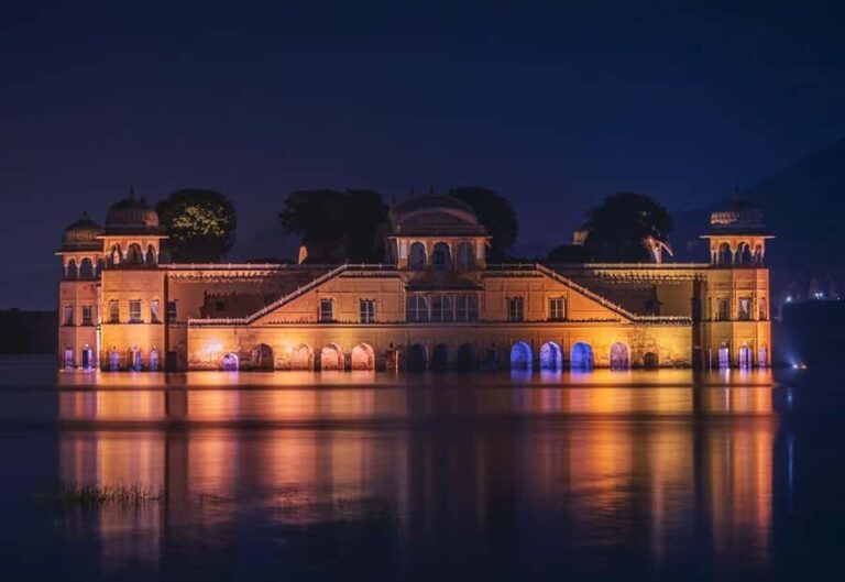 Jaipur: Monring / Evening Tour with Monkey Temple Sunset - Evening Highlights: The Magic of Jaipur at Night