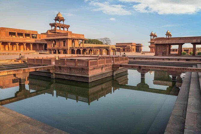 Jaipur To Agra Drop With Guided Fatehpur Sikri & Abhaneri - Who Is This Tour Best For?