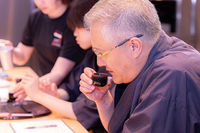 Japanese Sake Tasting & Wagyu Sukiyaki Cooking Class in Tokyo - Exploring the Experience in Detail