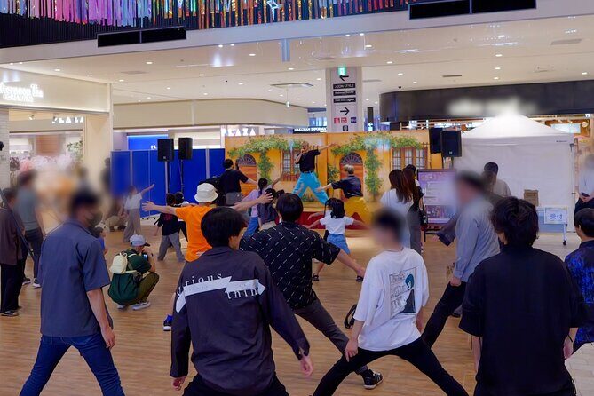 Japanese Wotagei Workshop in Tokyo Learn from a Champion - Authenticity and Unique Appeal