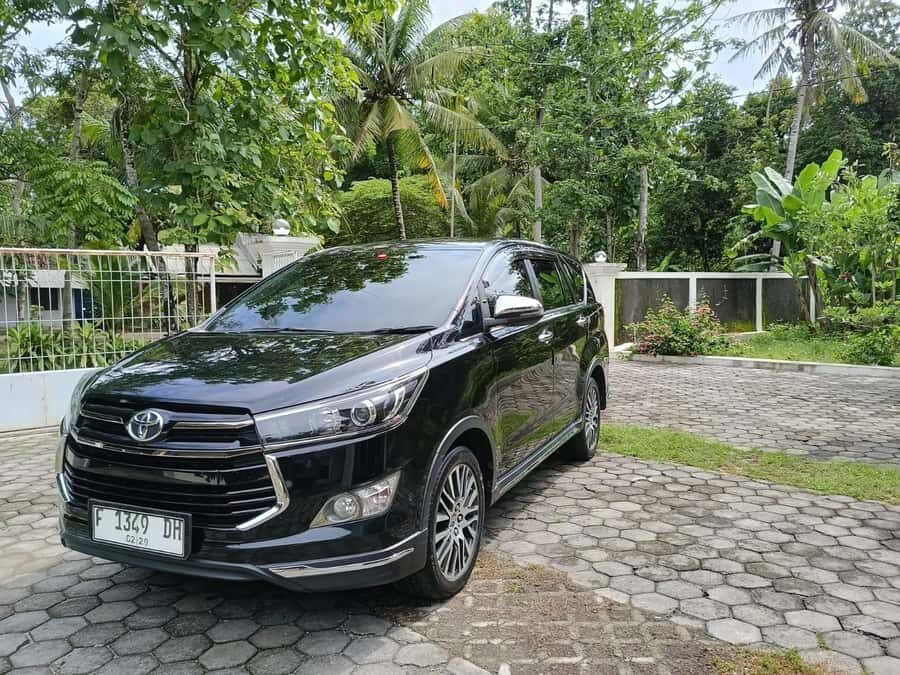 "Java's Cultural Heritage: Borobudur and Prambanan Tour" - Authentic Experiences and Review Highlights