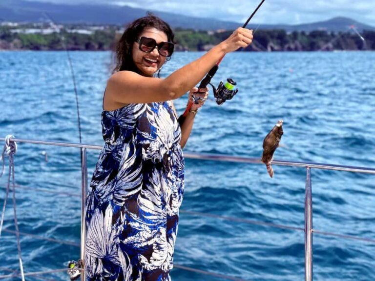 Jeju Small Group Tour incl. Yacht Cruise, Falls & Mt.Halla - What Makes This Tour Stand Out