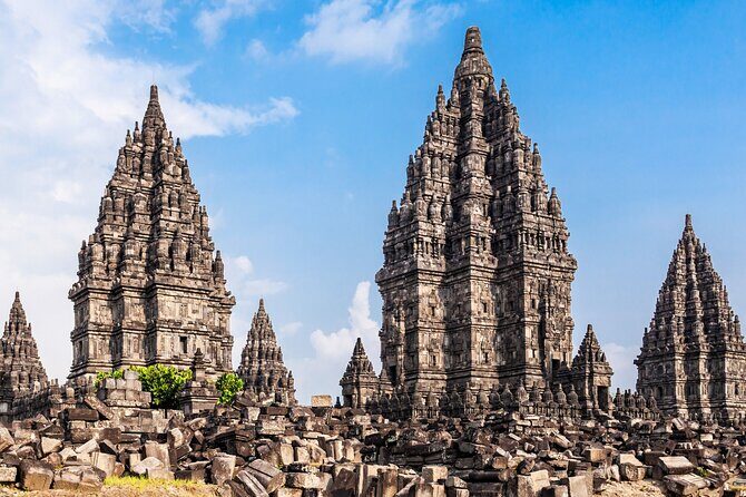 Jomblang Cave and Prambanan Temple with Multilingual Guide - Exploring the Magnificence of Prambanan Temple