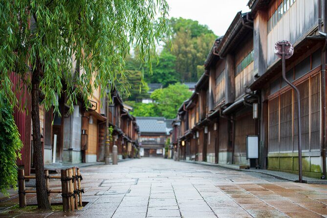 Kanazawa Essentials Private Tour 4 hours - What to Expect from the Kanazawa Essentials Private Tour
