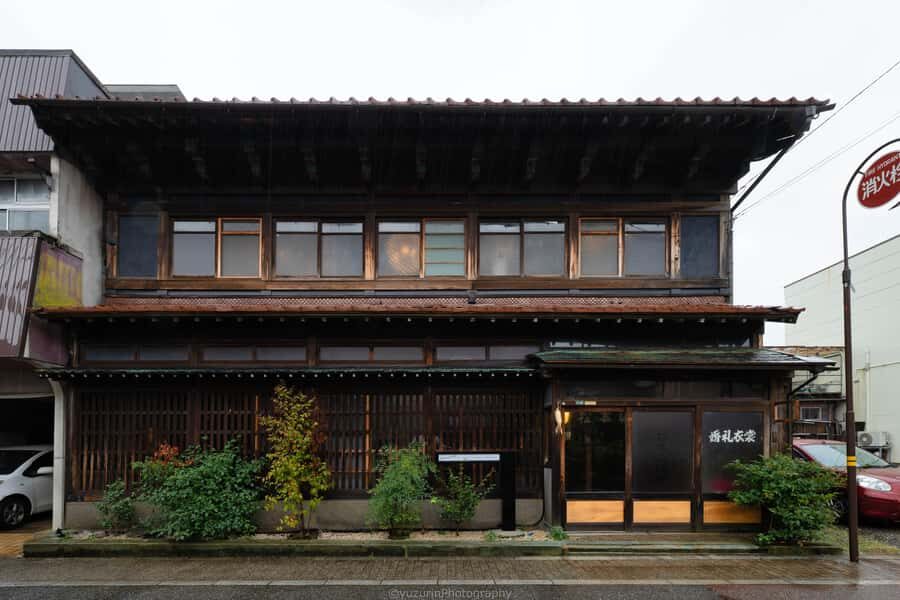 Kanazawa: Glass Art Workshop with Gallery Tour - Why This Tour Works for Different Travelers