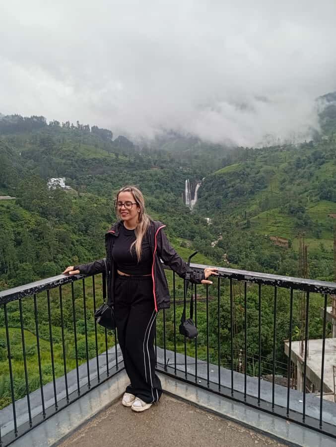 Kandy: Ambuluwawa, Pinnawala & Tea Factory by Tuk Tuk - What Makes This Tour Stand Out?