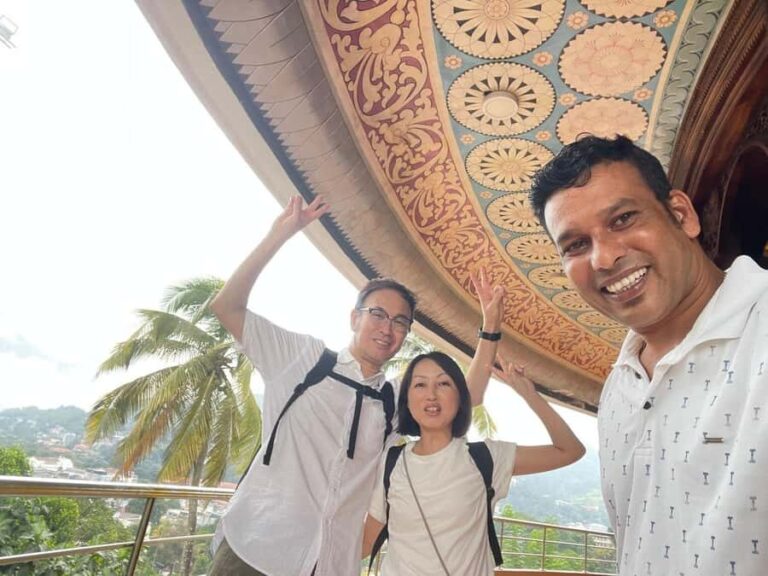 Kandy City Tour by Tuk Tuk with Roti Cooking & Tasting - Practical Details and What to Expect