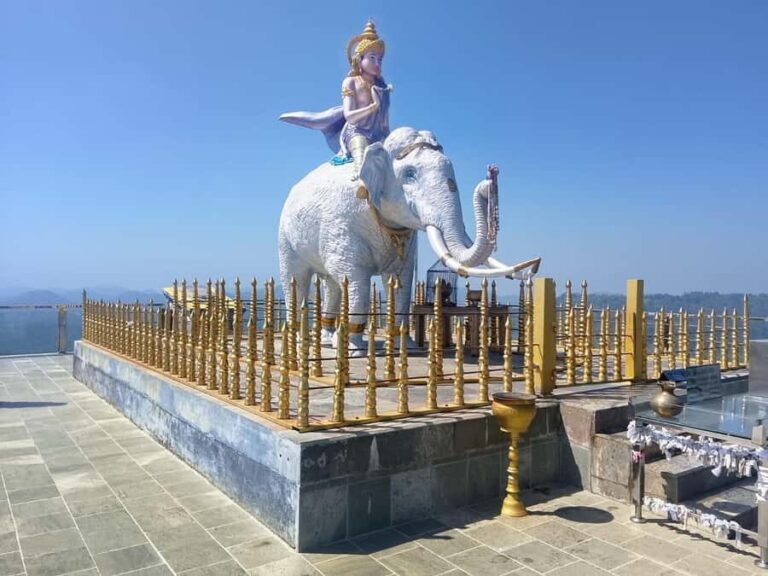 Kandy Hidden Corners Tuk-Tuk Discovery Tour - What Travelers Are Saying